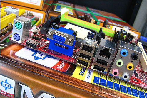 只要HDMI 微星继续推新款690G主板