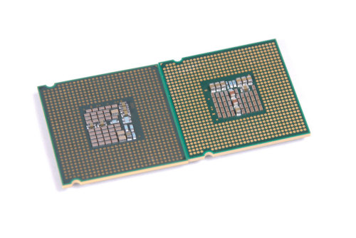 提前迈入八核时代-Intel V8八核系统首测_硬件