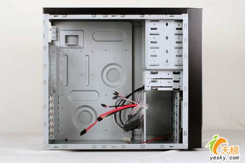 感受最冷的夏天 酷冷仲裁者机箱内外兼修_硬件