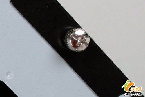 感受最冷的夏天 酷冷仲裁者机箱内外兼修_硬件