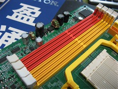 盈通整合主板低价卖MCP68售价仅为399元