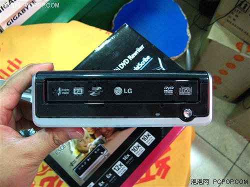 性价比之王 LG外置光雕刻录机售价仅595元_硬