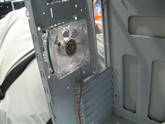 领导时尚风暴 航嘉哈雷机箱市售价288元_硬件