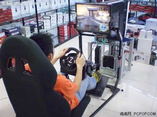 大礼相送!格威尔游戏方向盘火爆促销