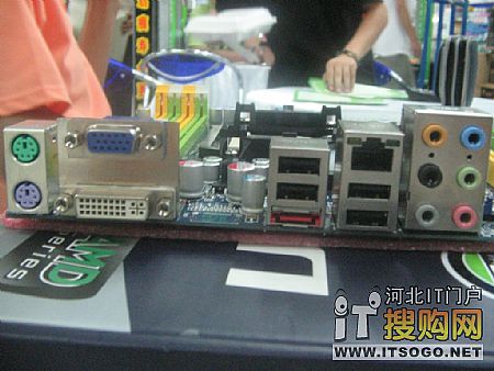 499元全固态DVI接口MCP68主板还送耳机_硬