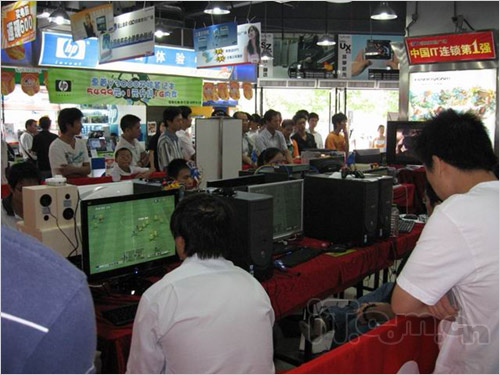 夏日冰点烧友会颐高现场体验日报道