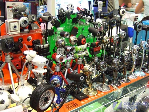 ���Ա�ƴ�����Ŀ���Ʒ����ͷ˭����