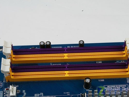 赤膊上阵白刃战 8月五大主板降价事件_硬件