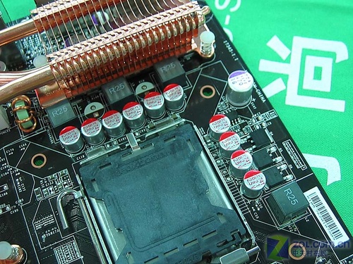 赤膊上阵白刃战 8月五大主板降价事件_硬件