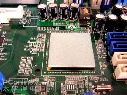 AGP���忨�ʻ���������򰽭·���Ա�