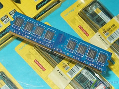 �����ɢ��Ƭ����1GB/800�ڴ��ۼ�295Ԫ