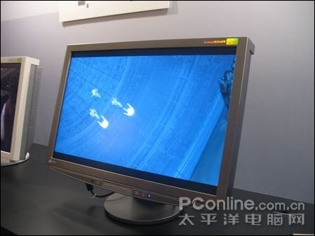 高清游戏震撼!艺卓24寸液晶显示器新品发布_硬件_科技时代_新浪网