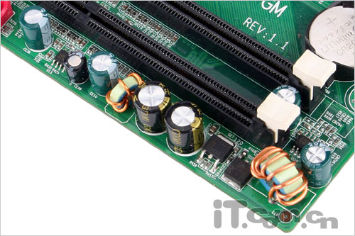 FIFA08爽跑60帧 致铭BLG31-GM评测_硬件