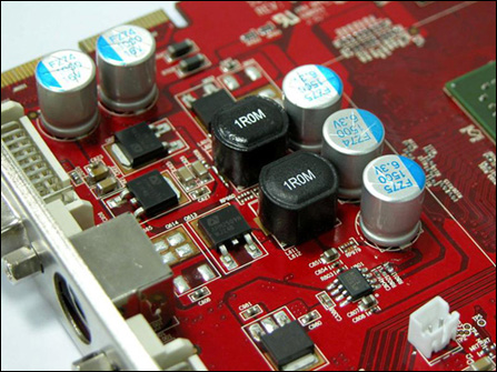 国内独家!双敏512MB大容量HD2600XT杀至899元!