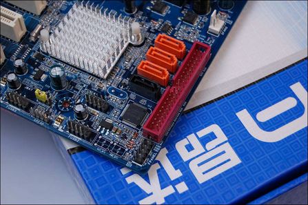 P35仅599元!开学省钱廉价P35主板导购