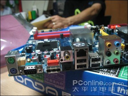 P35仅599元!开学省钱廉价P35主板导购