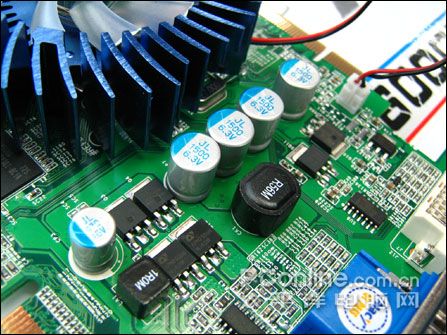 512M/DDR3��Ƶ86GT��599!�����ӽ��׷���GF8600GTU��