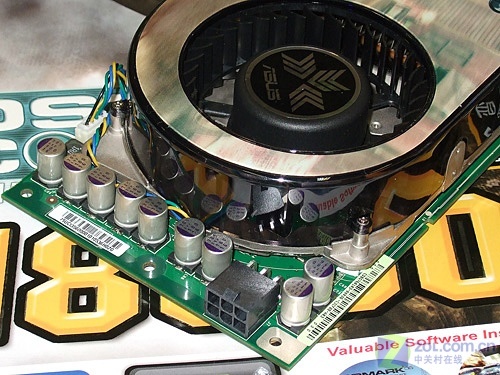 ��Ʒζ��ұؿ���˶8800GTS����100Ԫ