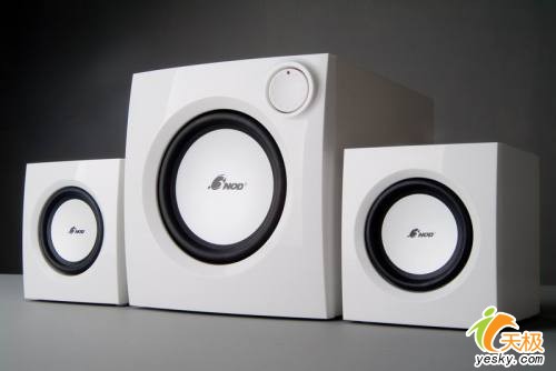 �Թ�Ӣ�۳����꣬��ŵȫϵ�����������Ƽ�