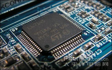 刀刀见血!二线大厂1333FSB扣肉大板449_硬件