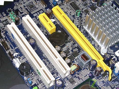 399元解决主板显卡 一线E2140绝配甩卖