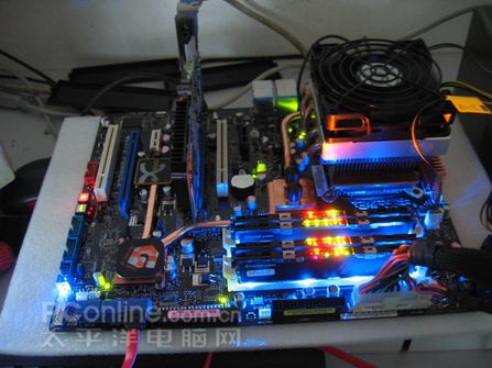 极品D9颗粒 镁光稳超DDR2 1300内存到_硬件