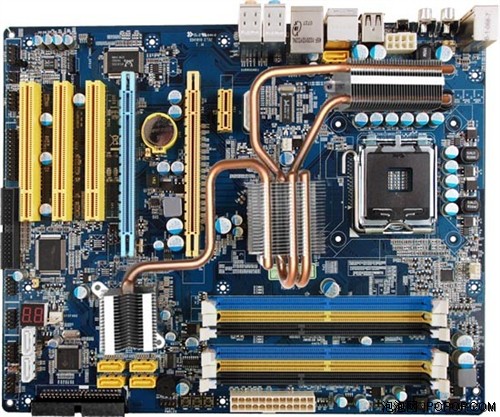 Intel�Ծ�AMD�°������ڴ�ʮ������