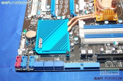 Intel�Ծ�AMD�°������ڴ�ʮ������