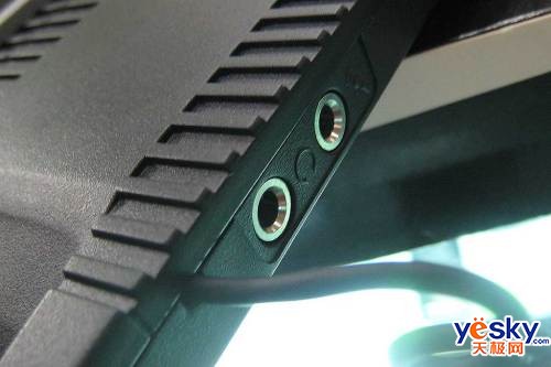 键盘也玩电话功能?多彩E话王键盘199元_硬件