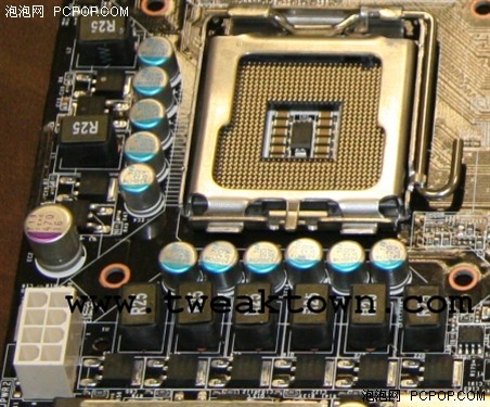 Intel�Ծ�AMD�°������ڴ�ʮ������