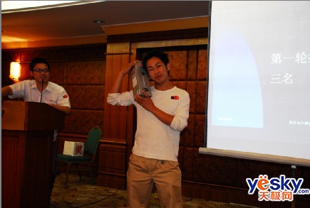 �������ȫ��������ѵ�����С����߽��ɶ�