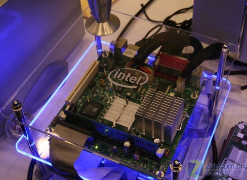 Intel�＾IDF��SISоƬ������ɽ���