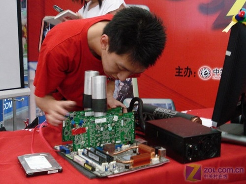 ˫����չ�����й��������3DMark��ʵ