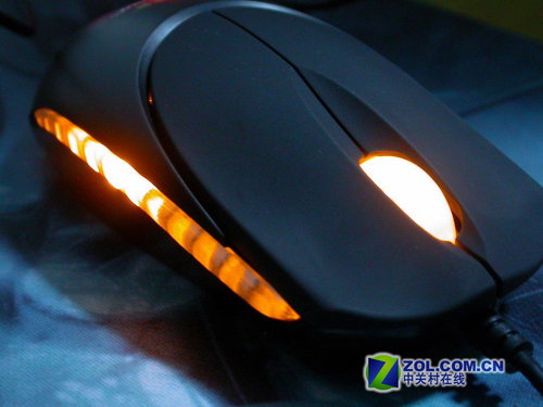 玩爽魔兽DotA必备4款高性能游戏鼠标_硬件