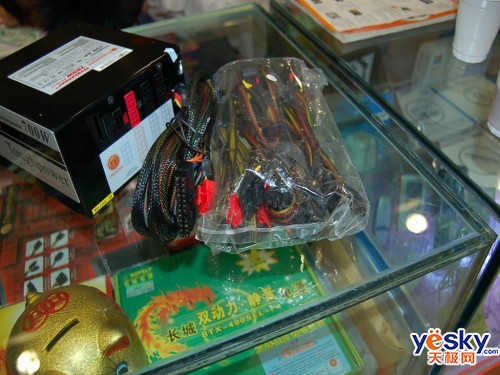 ��Ϸ��ҵ���ѡTt700w��Դ�ߵ���������