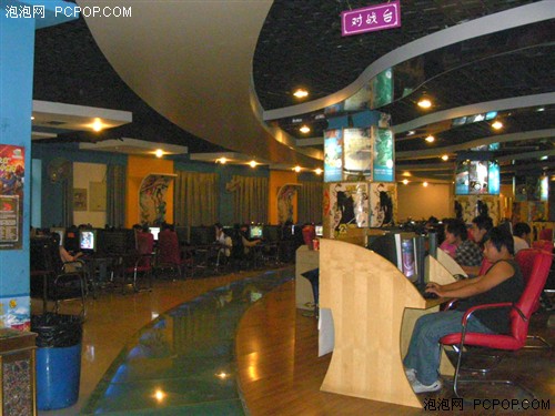 �߲ʺ�֮ҹ��ȫ����Уħ��������ս��