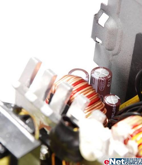 富士康一统江湖电源更名内幕曝光_硬件