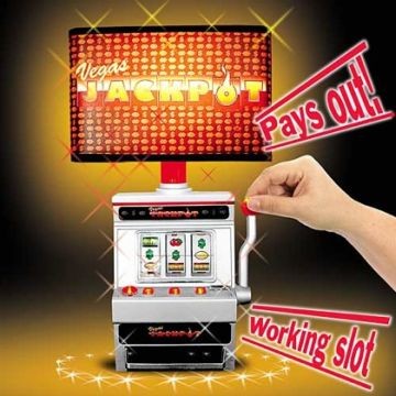 赌博居然能存钱!新奇家用老虎机_硬件