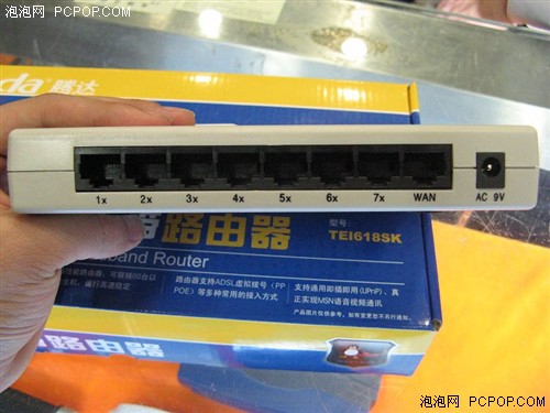 Linux内核系统! 腾达8口路由功能超强_硬件