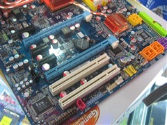 [�Ϻ�]Intel��ǿX38���������𺳵�½