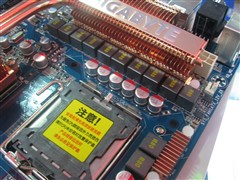 [�Ϻ�]Intel��ǿX38���������𺳵�½