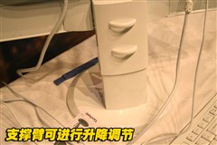 �۸��������������22����LCD������