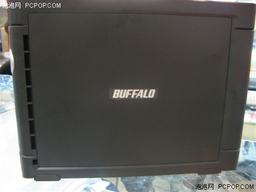 ���ڽ�����Buffalo����洢������2K
