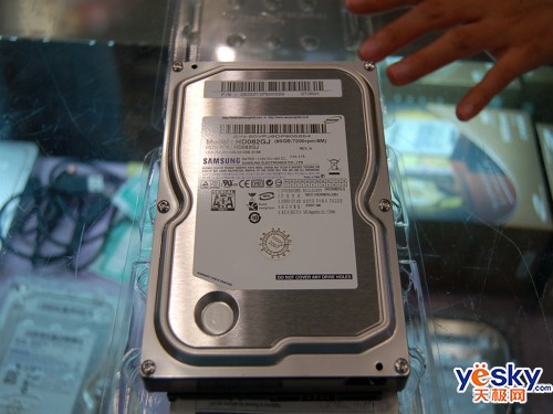 �г�ȱ���۸�����������80GBӲ��Ŀǰ����375Ԫ