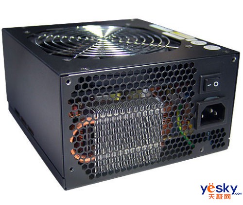 LED���ȴ�ͭɢ�ȹ�Zalman750W��Դ��˵��ǿ