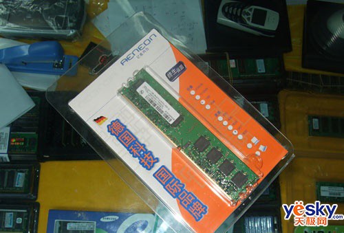 ���ʴ�Ʒ������512MDDR2-667�ڴ�