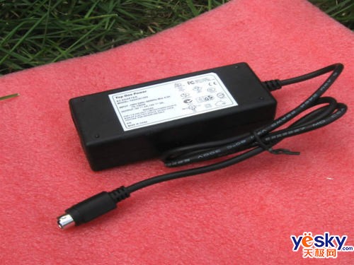 品质卓越!数码之星 3.5寸移动硬盘盒入村_硬件