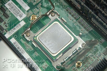 曙光A830r-F四路双核服务器拆解实录_硬件