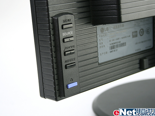 ������5000:1����LG194WT�Ա�����