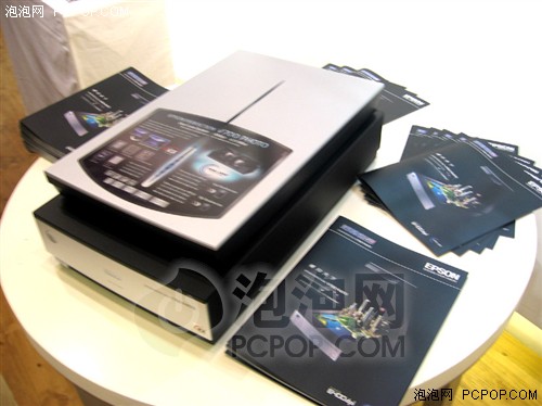 爱普生V700专业照片扫描仪 特价6750_硬件